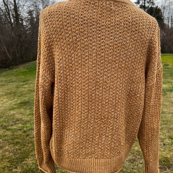 Universal Thread Sweater - Picture 2 of 4